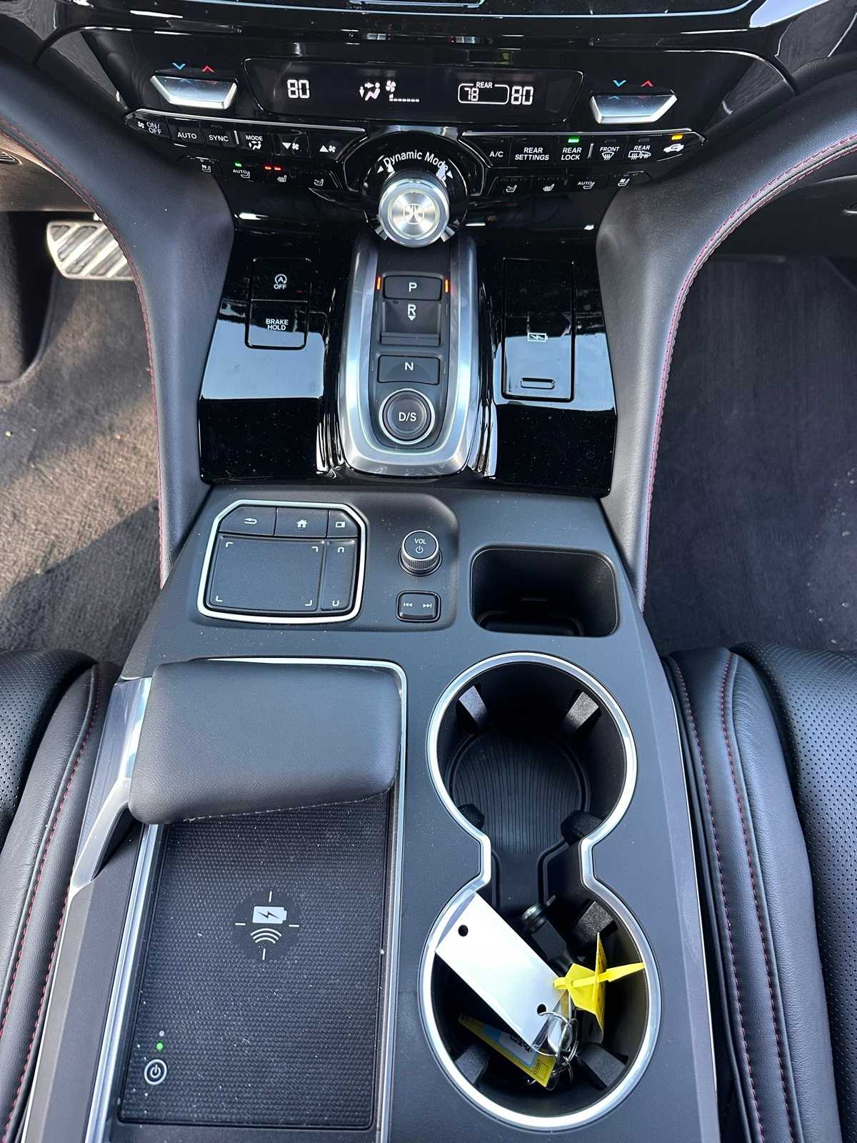 Thumbnail: 2022 Acura MDX - 19