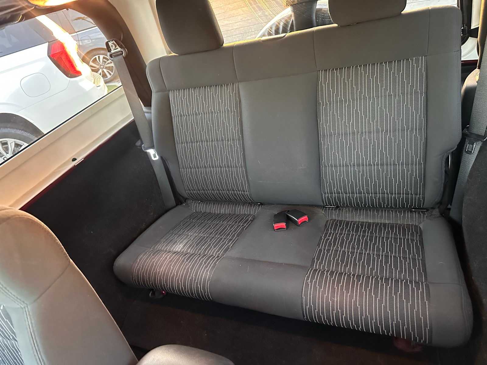 Thumbnail: 2012 Jeep Wrangler - 11