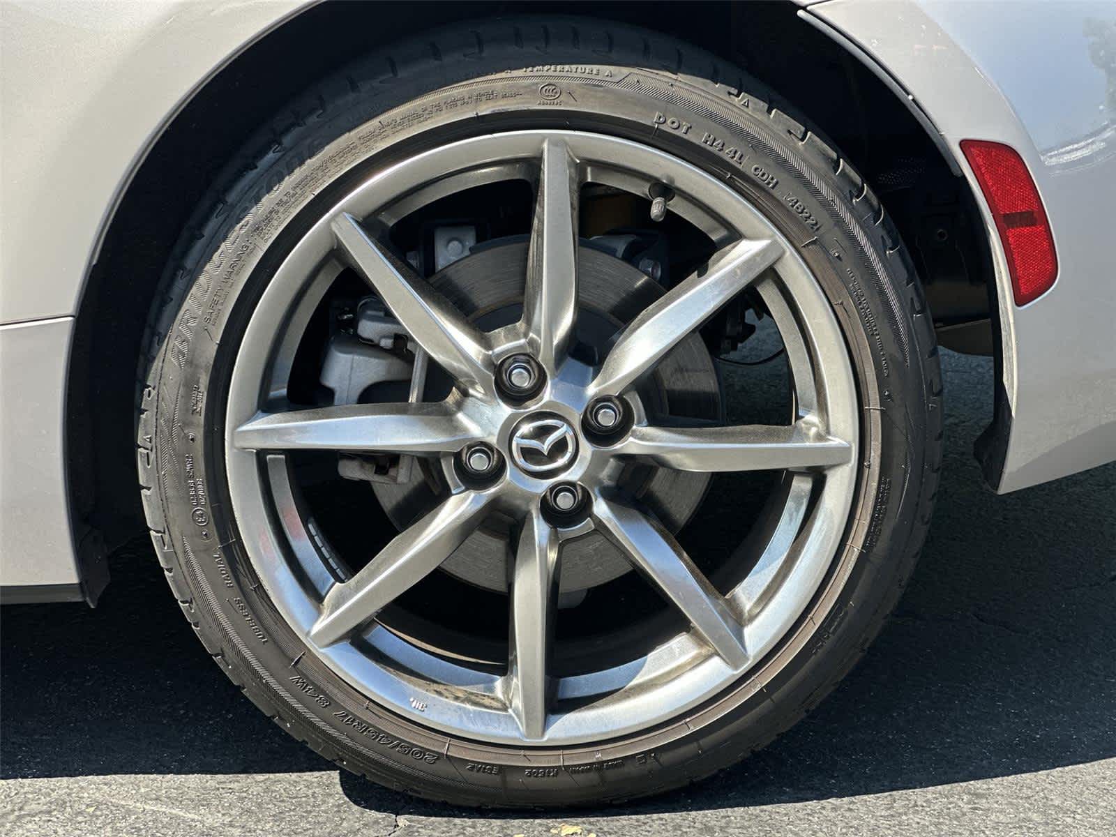 Thumbnail: 2023 Mazda MX-5 Miata - 8