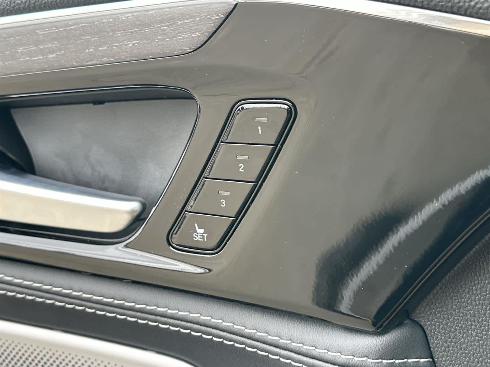 Thumbnail: 2026 Acura MDX - 30