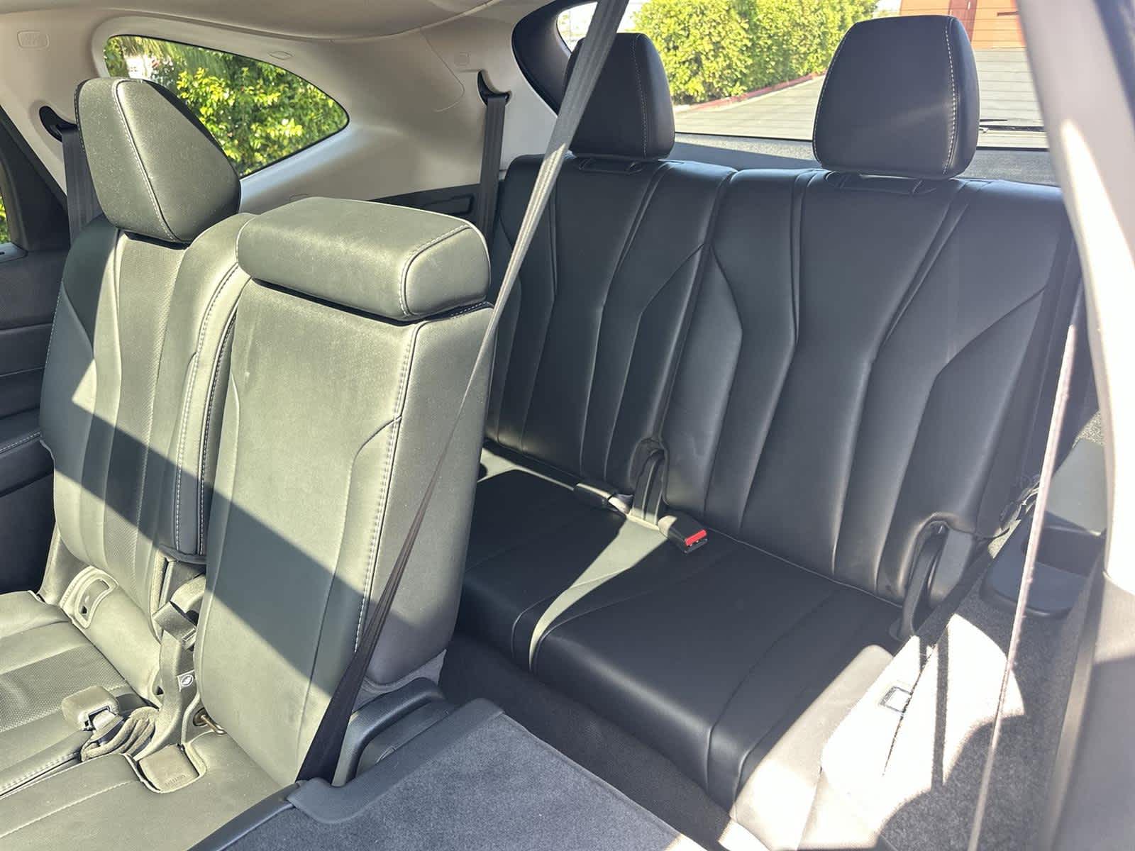 Thumbnail: 2023 Acura MDX - 32