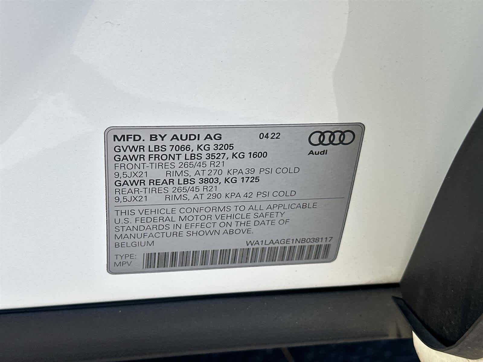 Thumbnail: 2022 Audi e-tron - 22