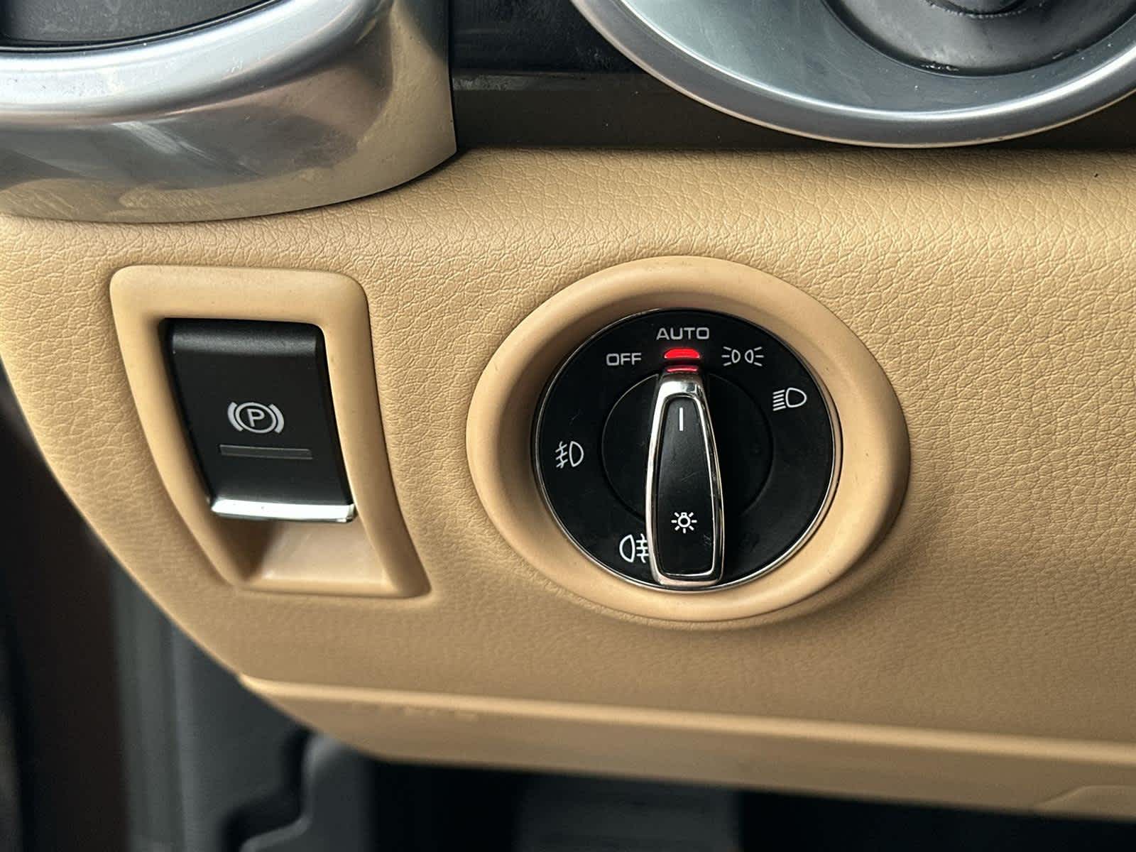 Thumbnail: 2017 Porsche Cayenne - 30