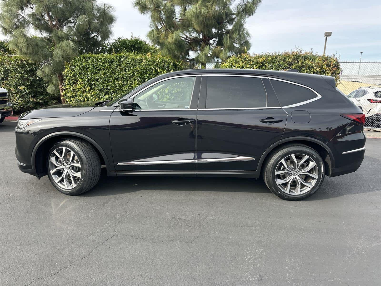 Thumbnail: 2024 Acura MDX - 3