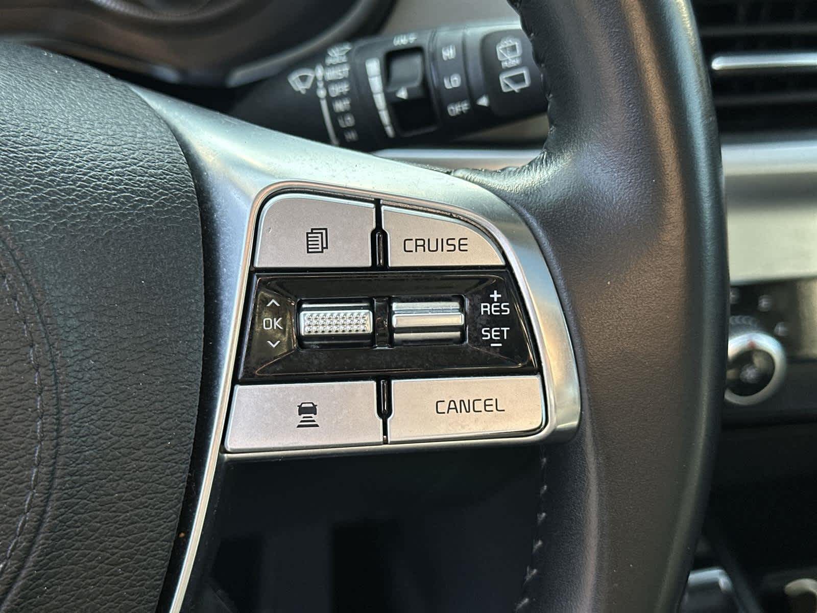 Thumbnail: 2020 Kia Telluride - 24