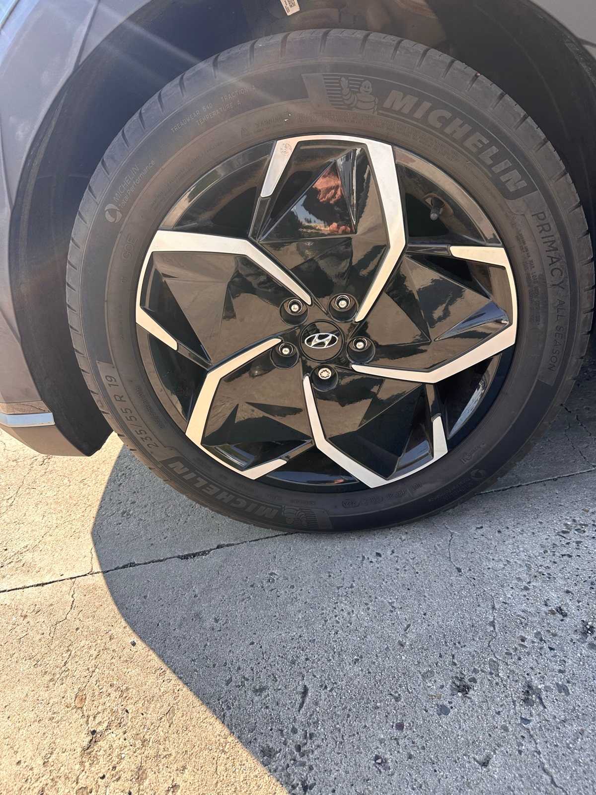 Thumbnail: 2024 Hyundai Ioniq 5 - 10