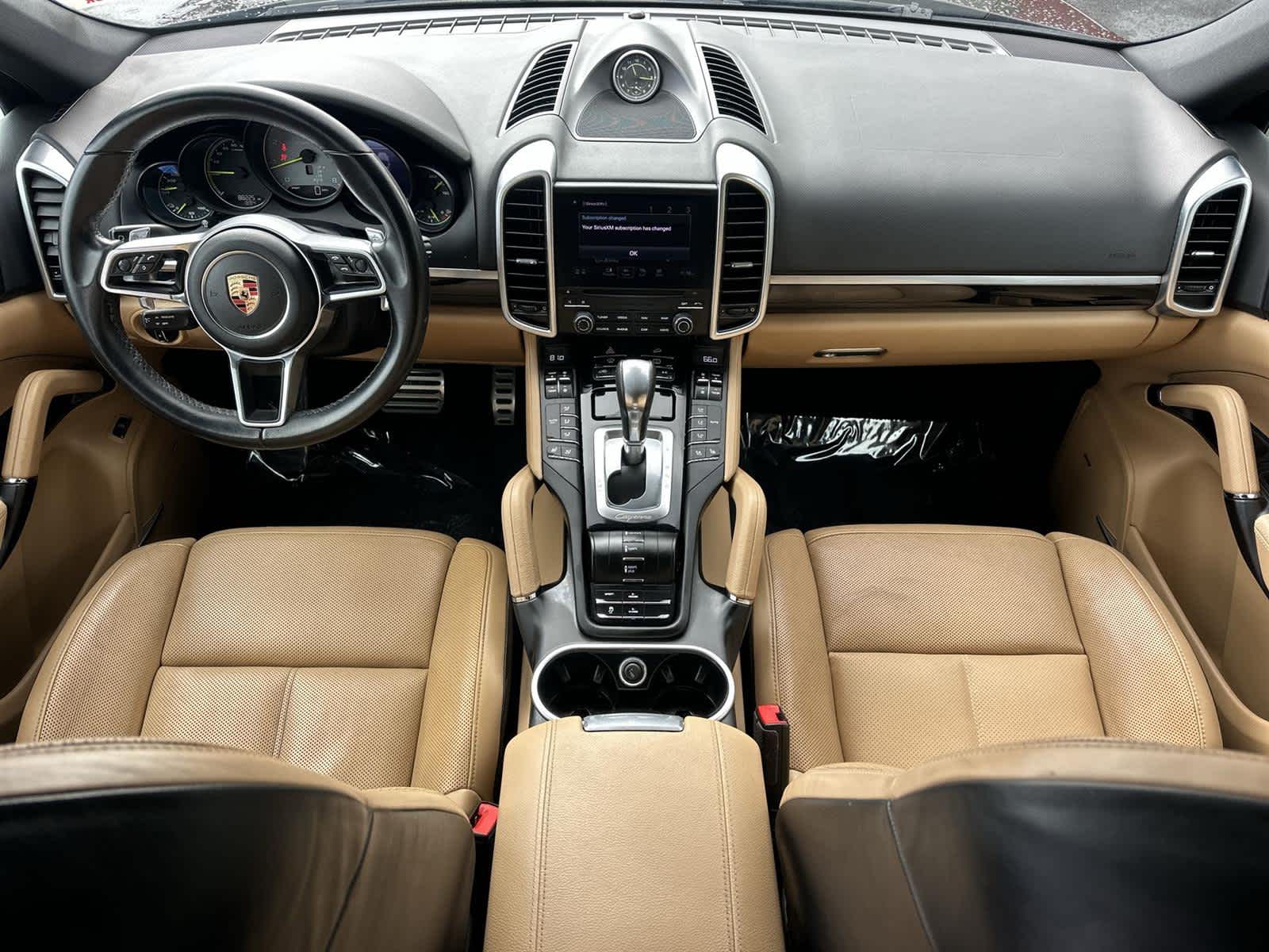 Thumbnail: 2017 Porsche Cayenne - 10