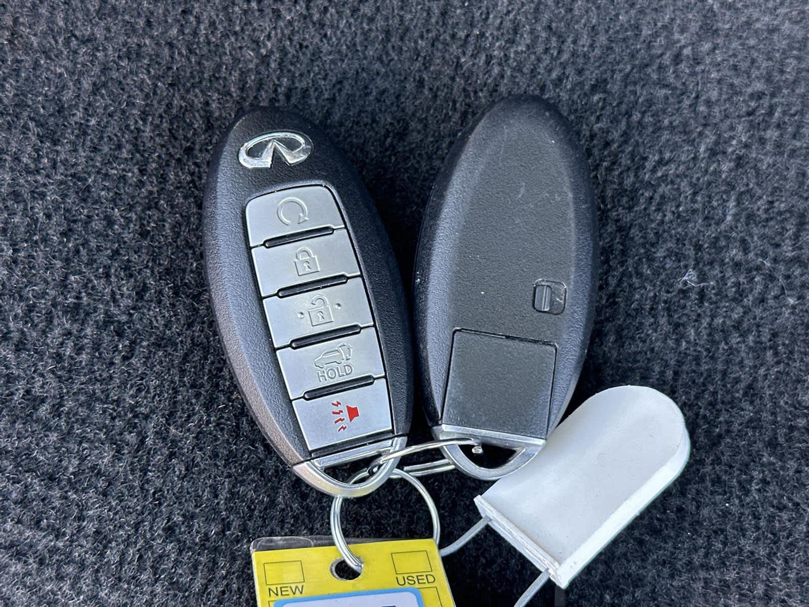 Thumbnail: 2016 INFINITI QX60 - 21