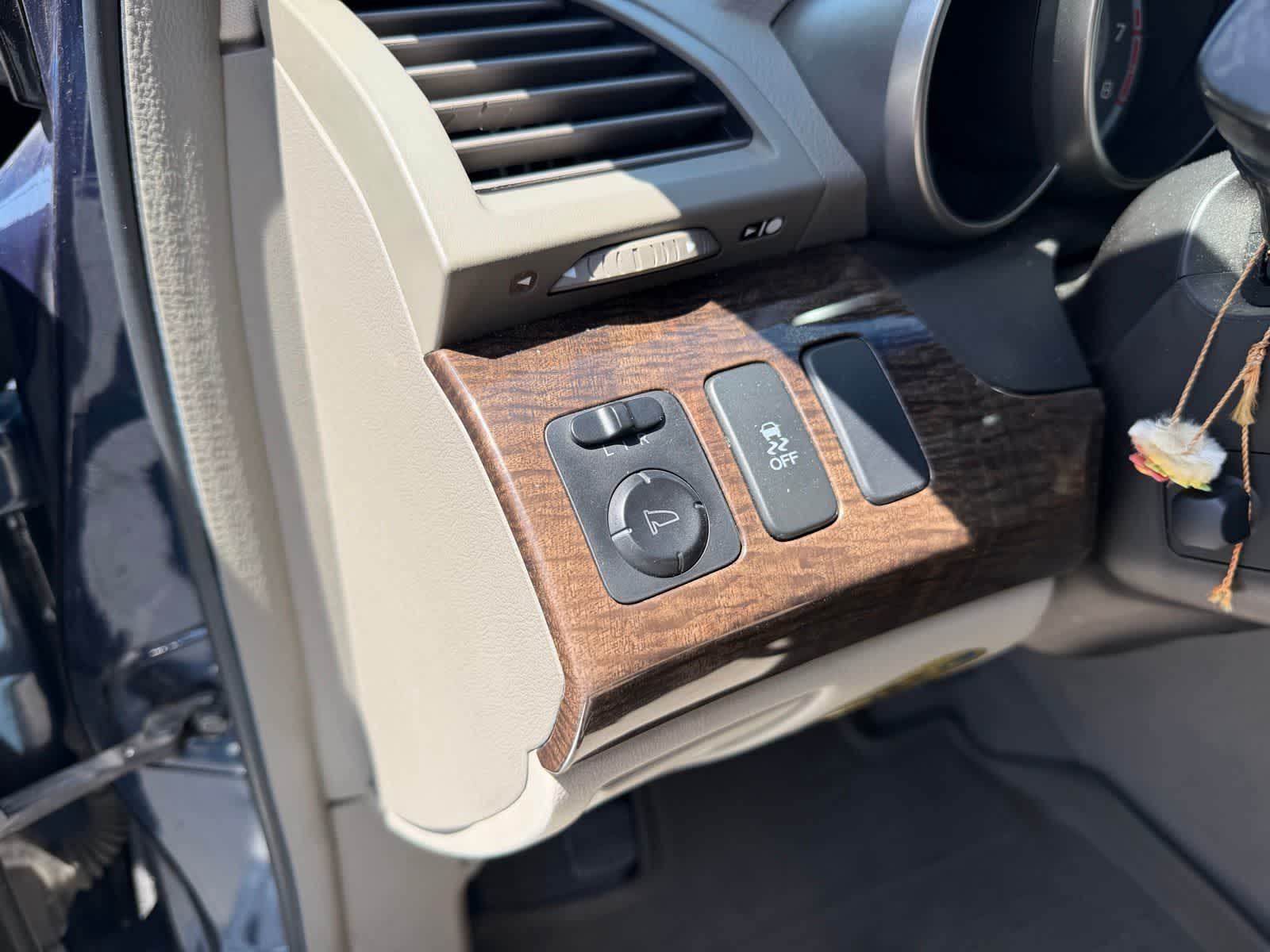 Thumbnail: 2012 Acura MDX - 13