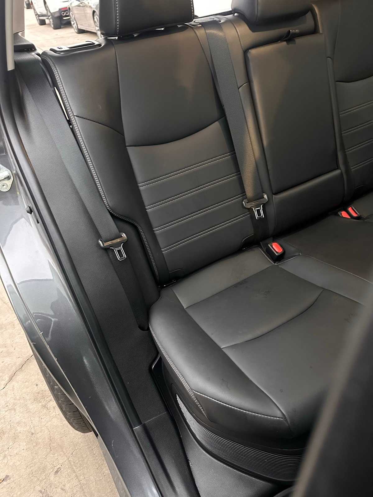 Thumbnail: 2022 Toyota RAV4 - 13