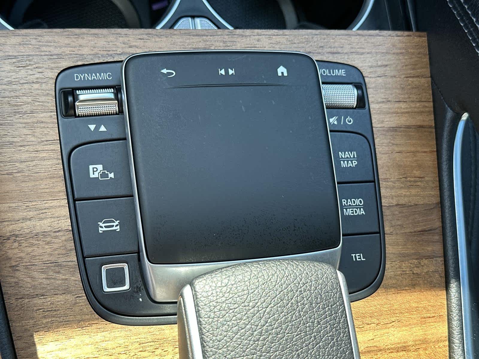 Thumbnail: 2025 Mercedes-Benz GLE - 26