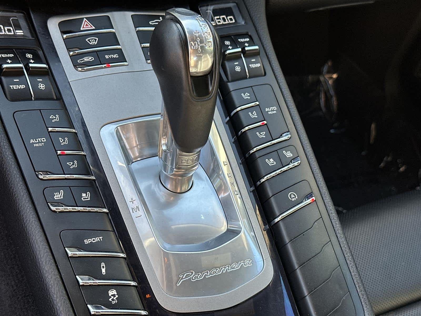 Thumbnail: 2016 Porsche Panamera - 18