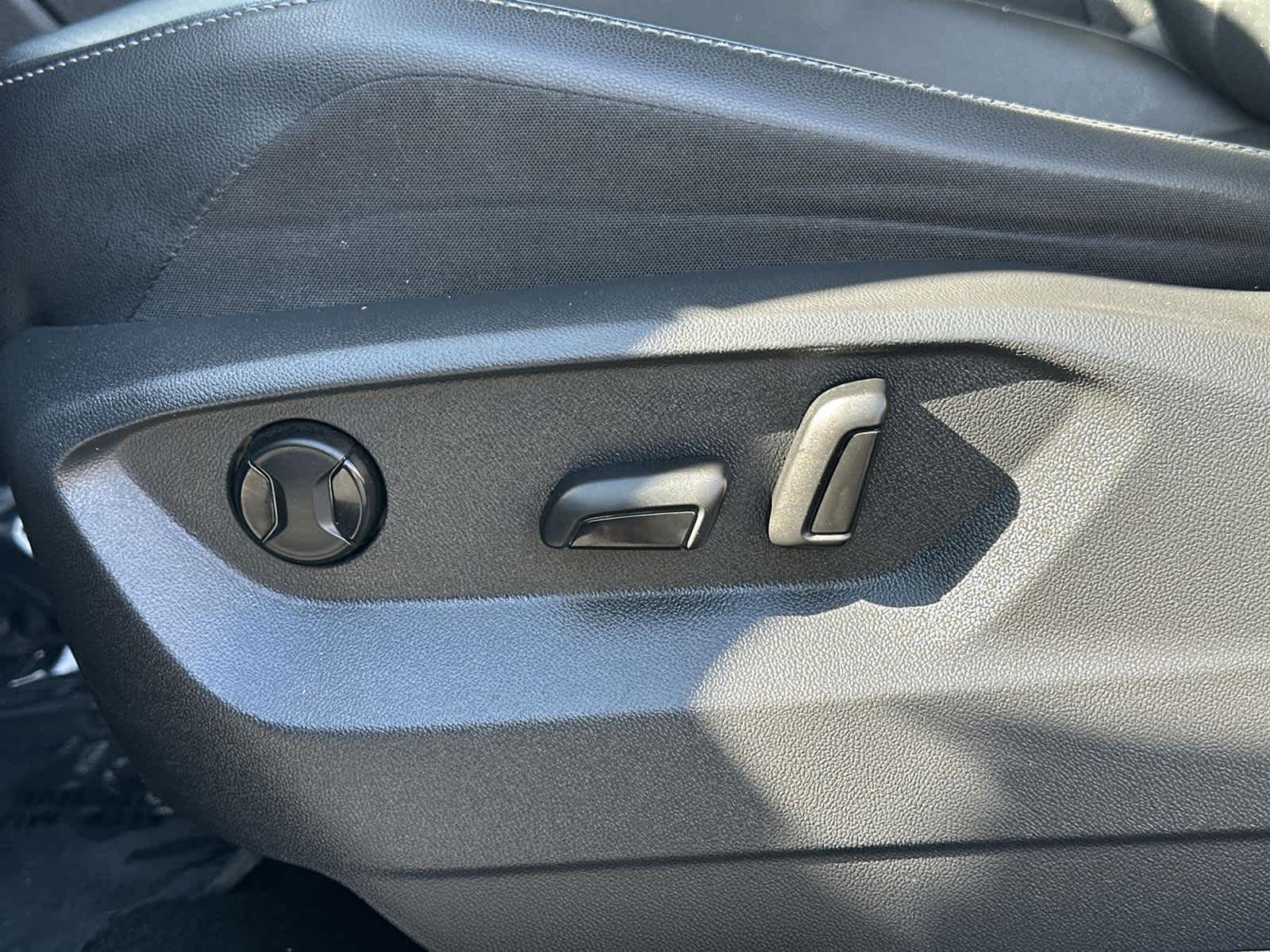 Thumbnail: 2019 Volkswagen Tiguan - 23