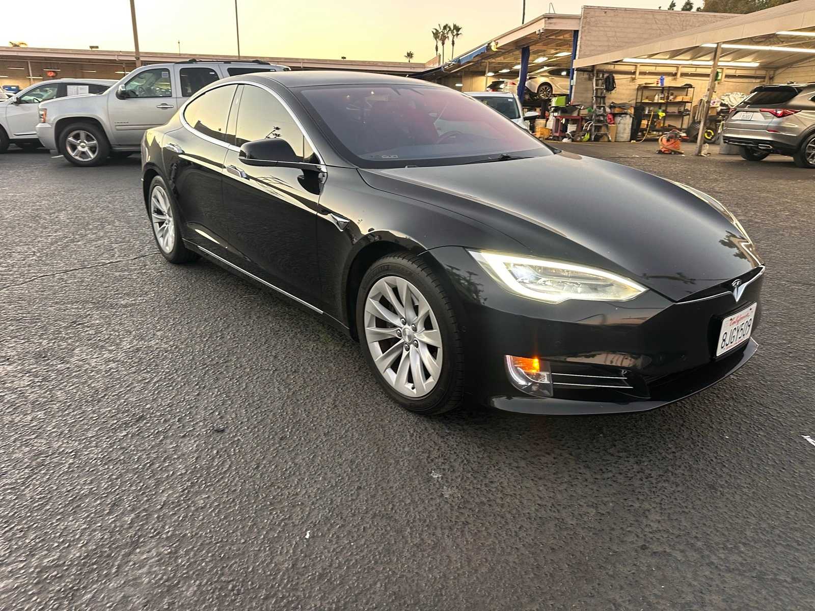 Thumbnail: 2019 Tesla Model S - 7