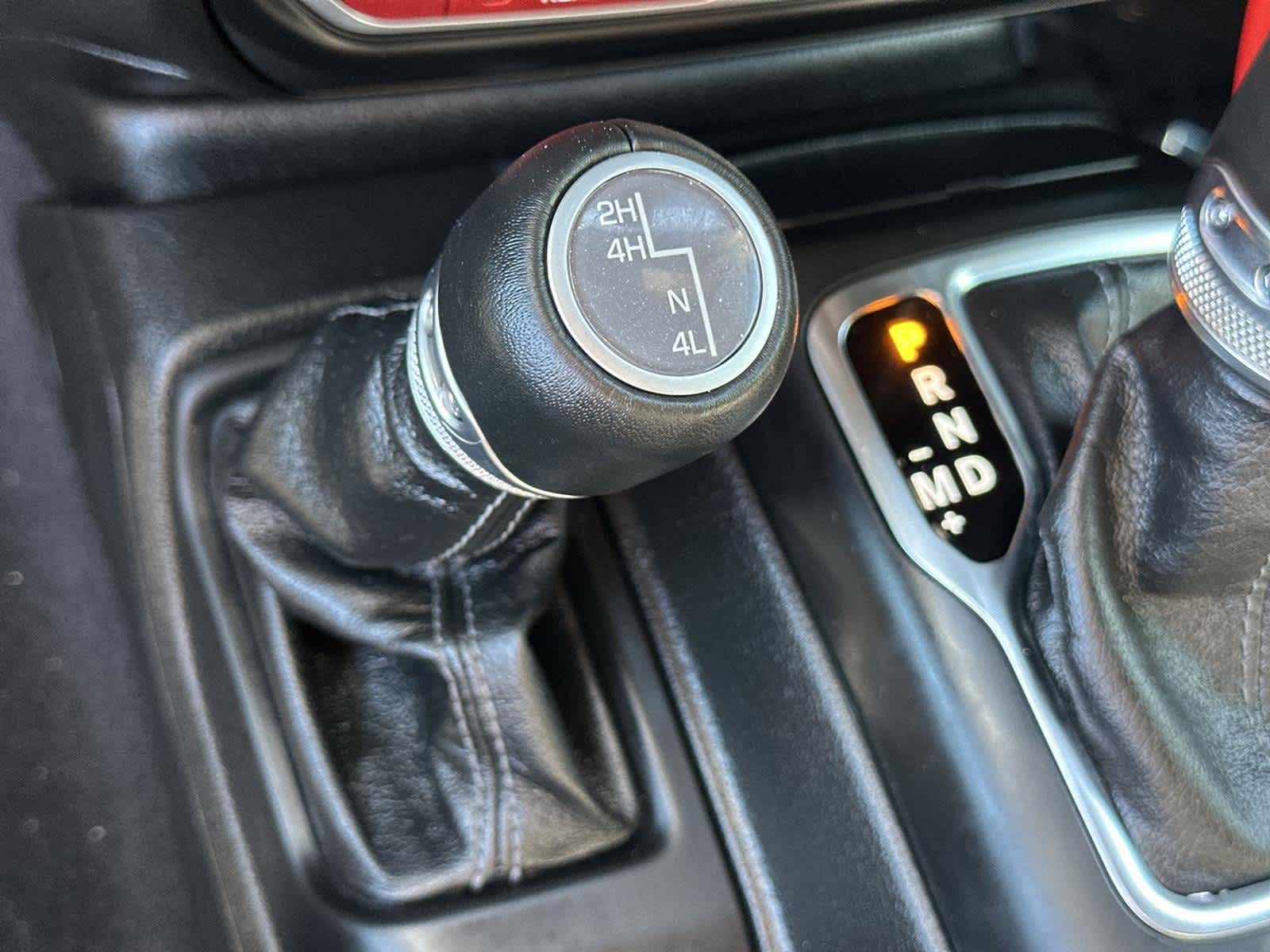 Thumbnail: 2025 Jeep Wrangler - 25