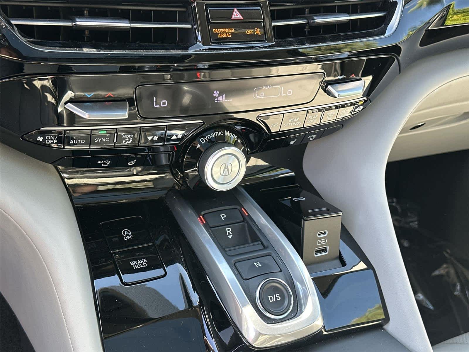 Thumbnail: 2023 Acura MDX - 27