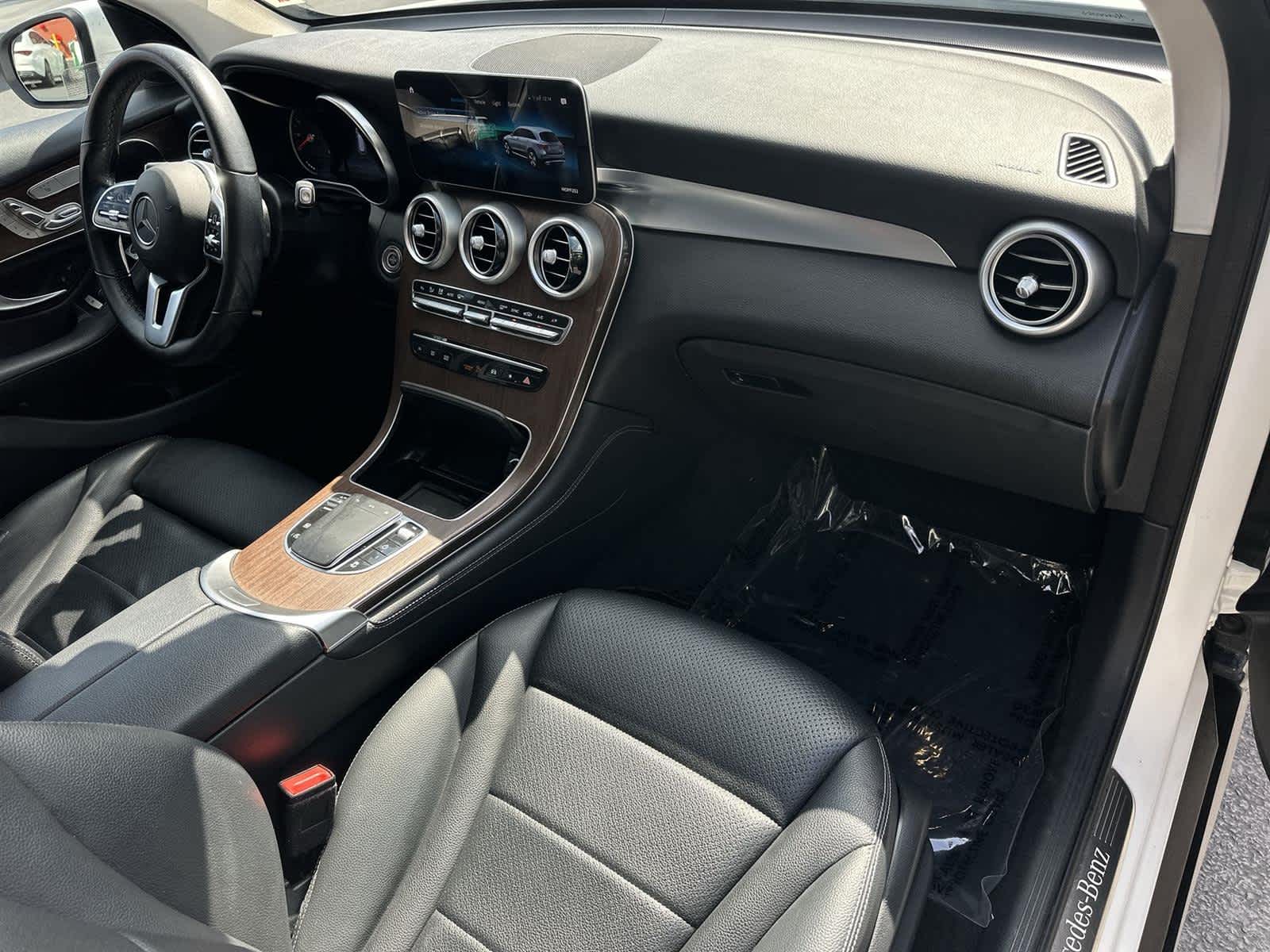 Thumbnail: 2020 Mercedes-Benz GLC - 13