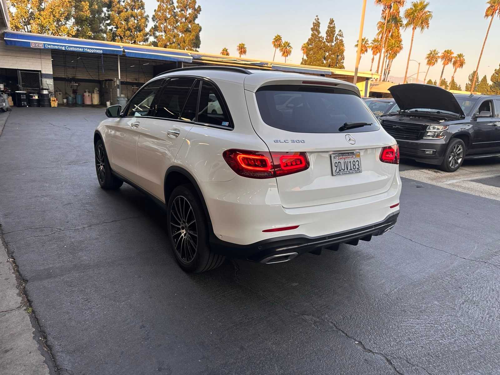 Thumbnail: 2022 Mercedes-Benz GLC - 3