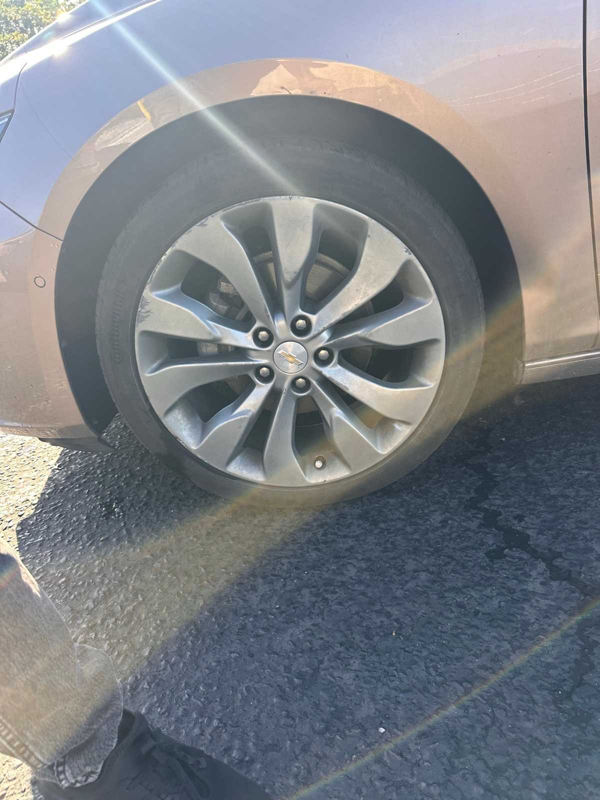 Thumbnail: 2018 Chevrolet Malibu - 9