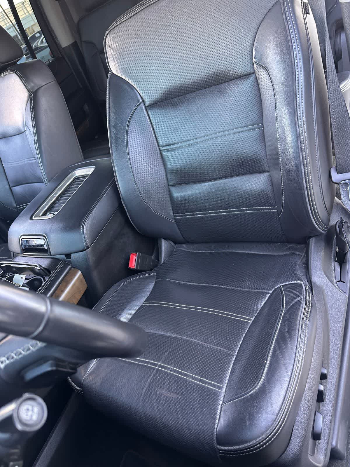 Thumbnail: 2018 GMC Yukon XL - 15