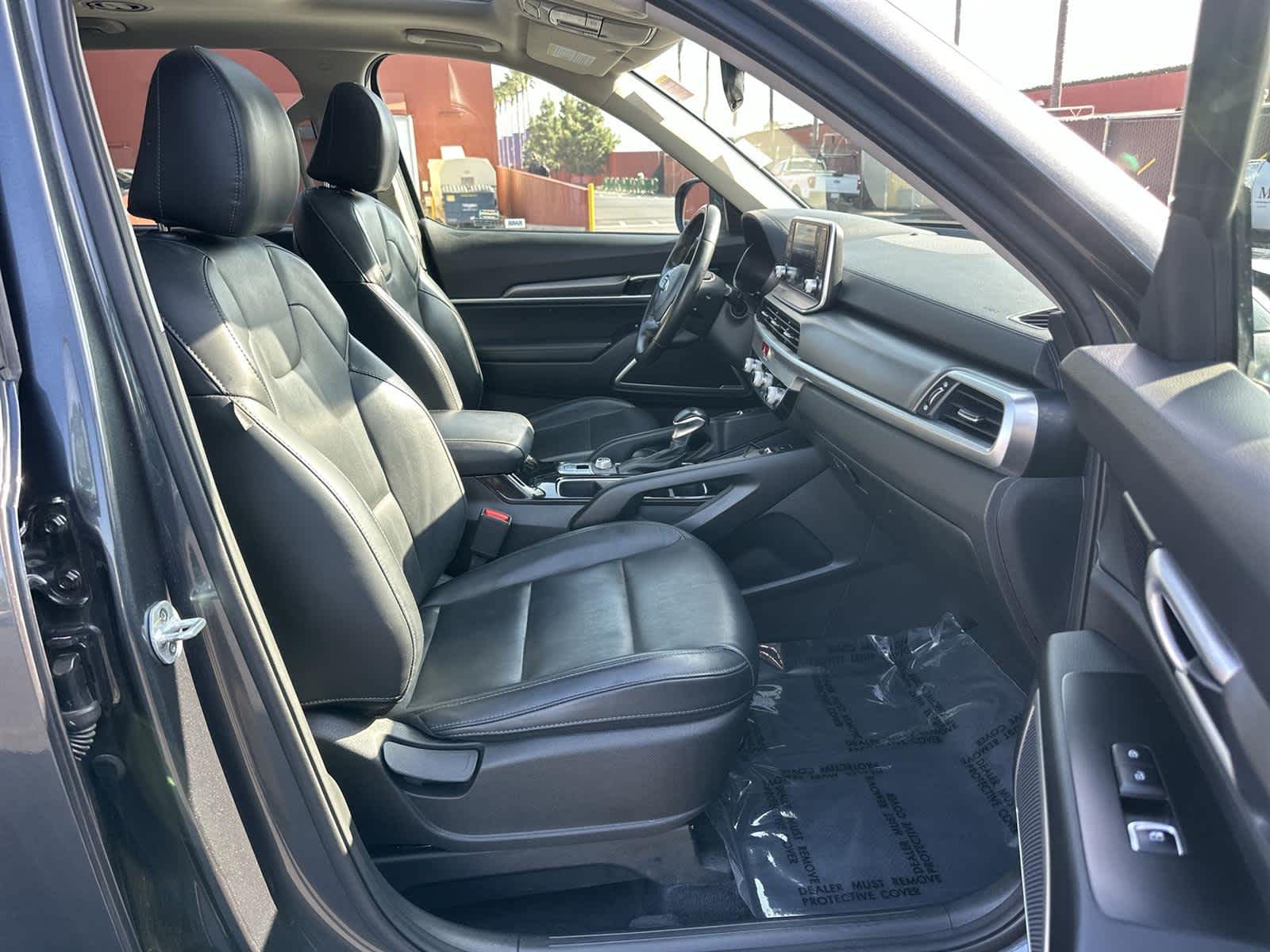 Thumbnail: 2020 Kia Telluride - 14