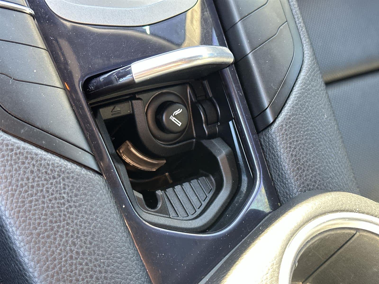 Thumbnail: 2016 Porsche Panamera - 31