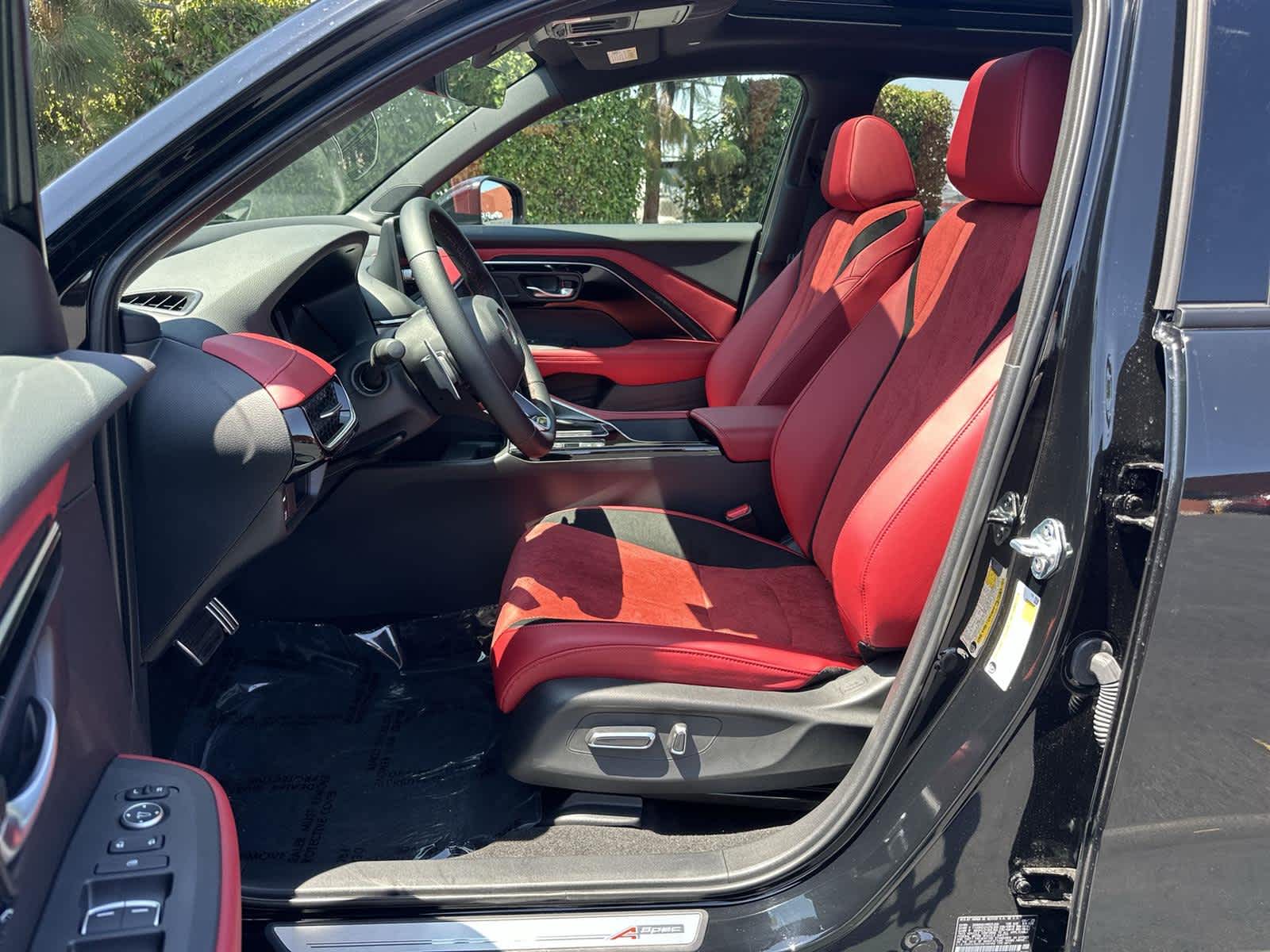 Thumbnail: 2025 Acura ADX - 11