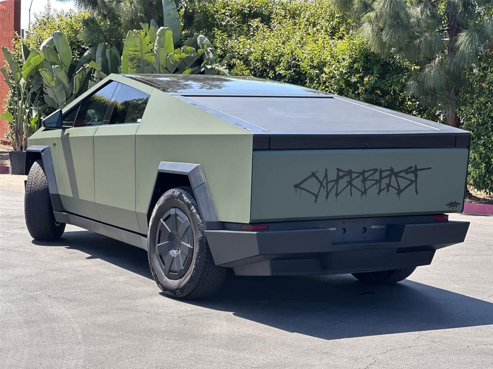 Thumbnail: 2024 Tesla Cybertruck - 4