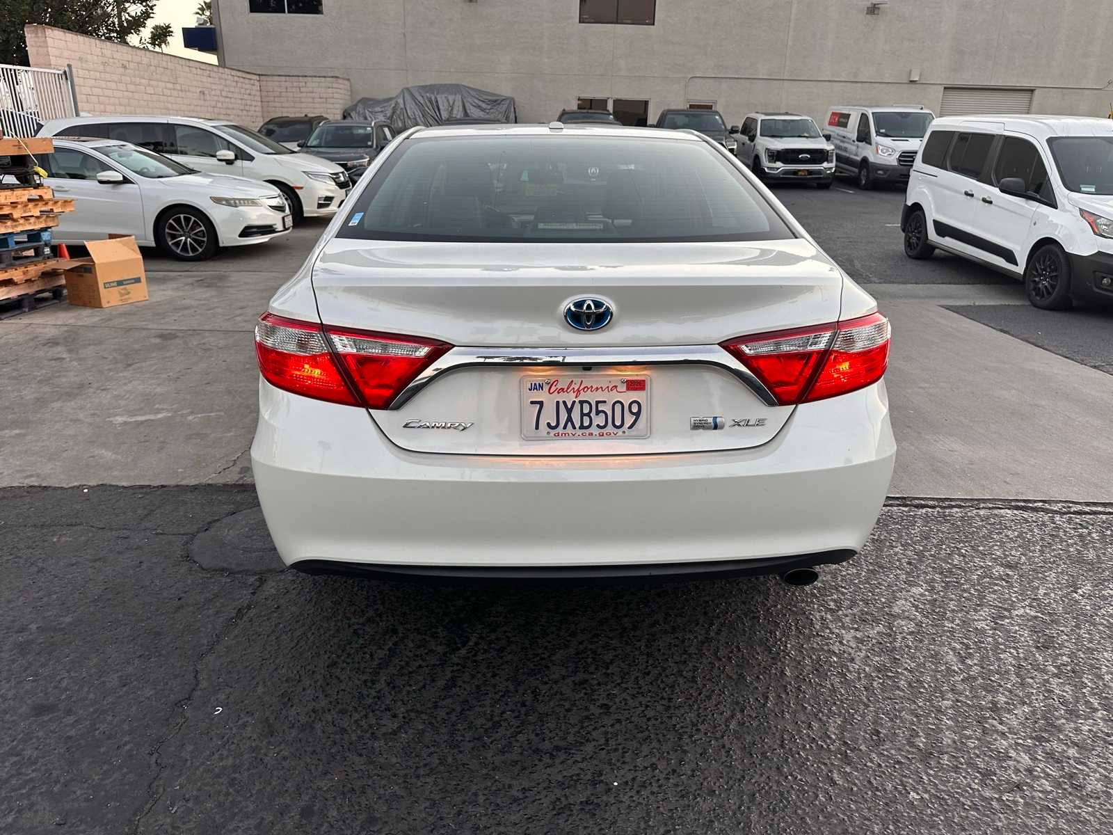Thumbnail: 2015 Toyota Camry - 4