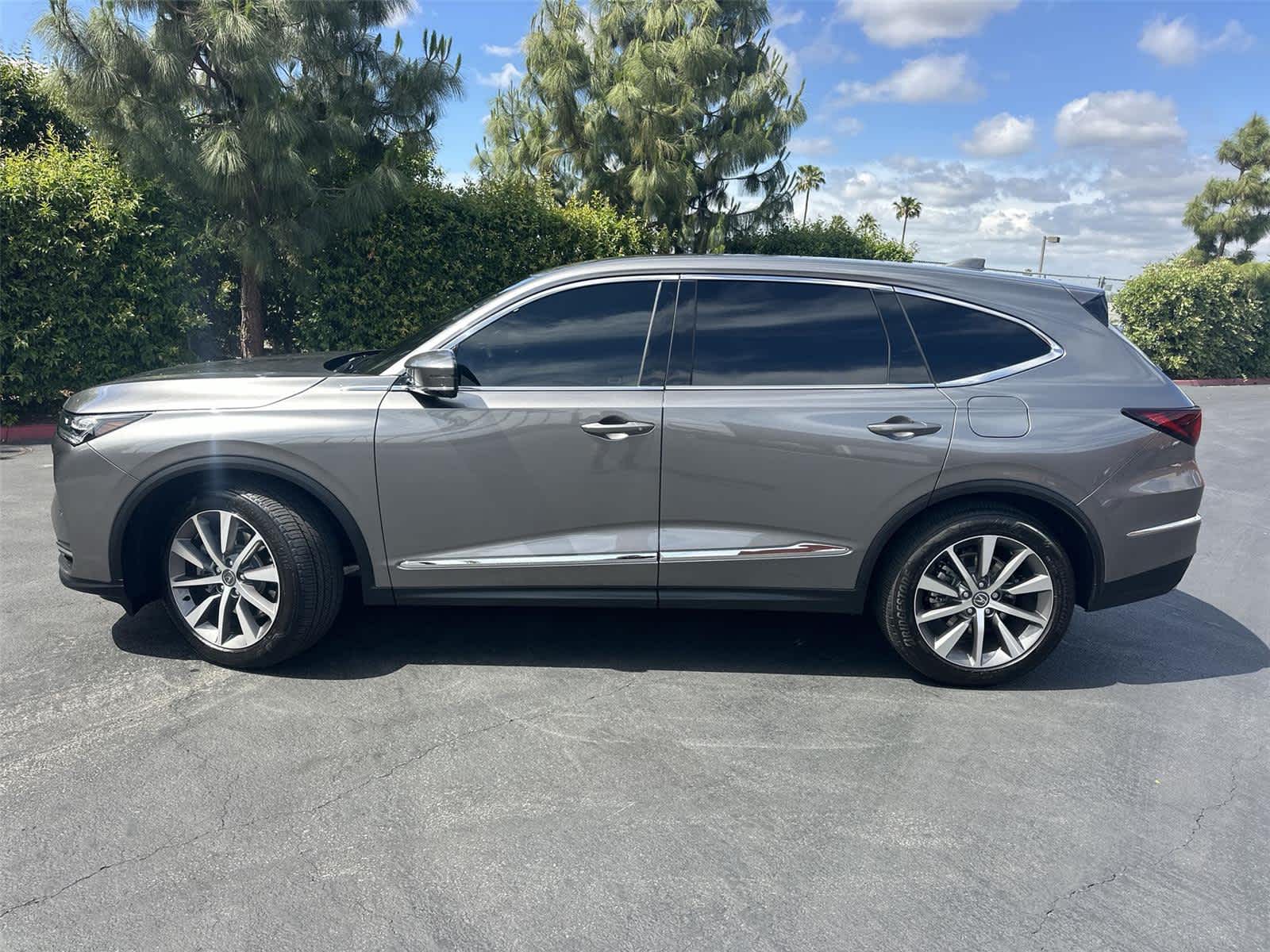 Thumbnail: 2025 Acura MDX - 3