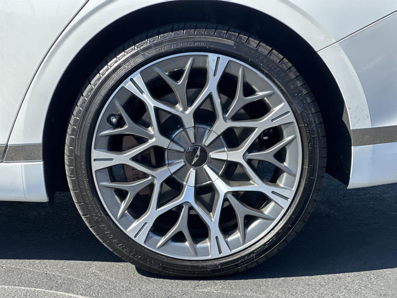 Thumbnail: 2026 Genesis G90 - 8