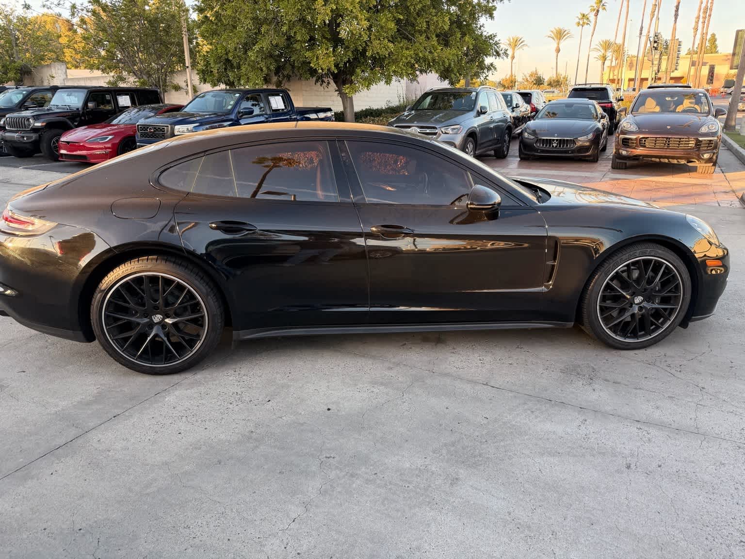 Thumbnail: 2020 Porsche Panamera - 5