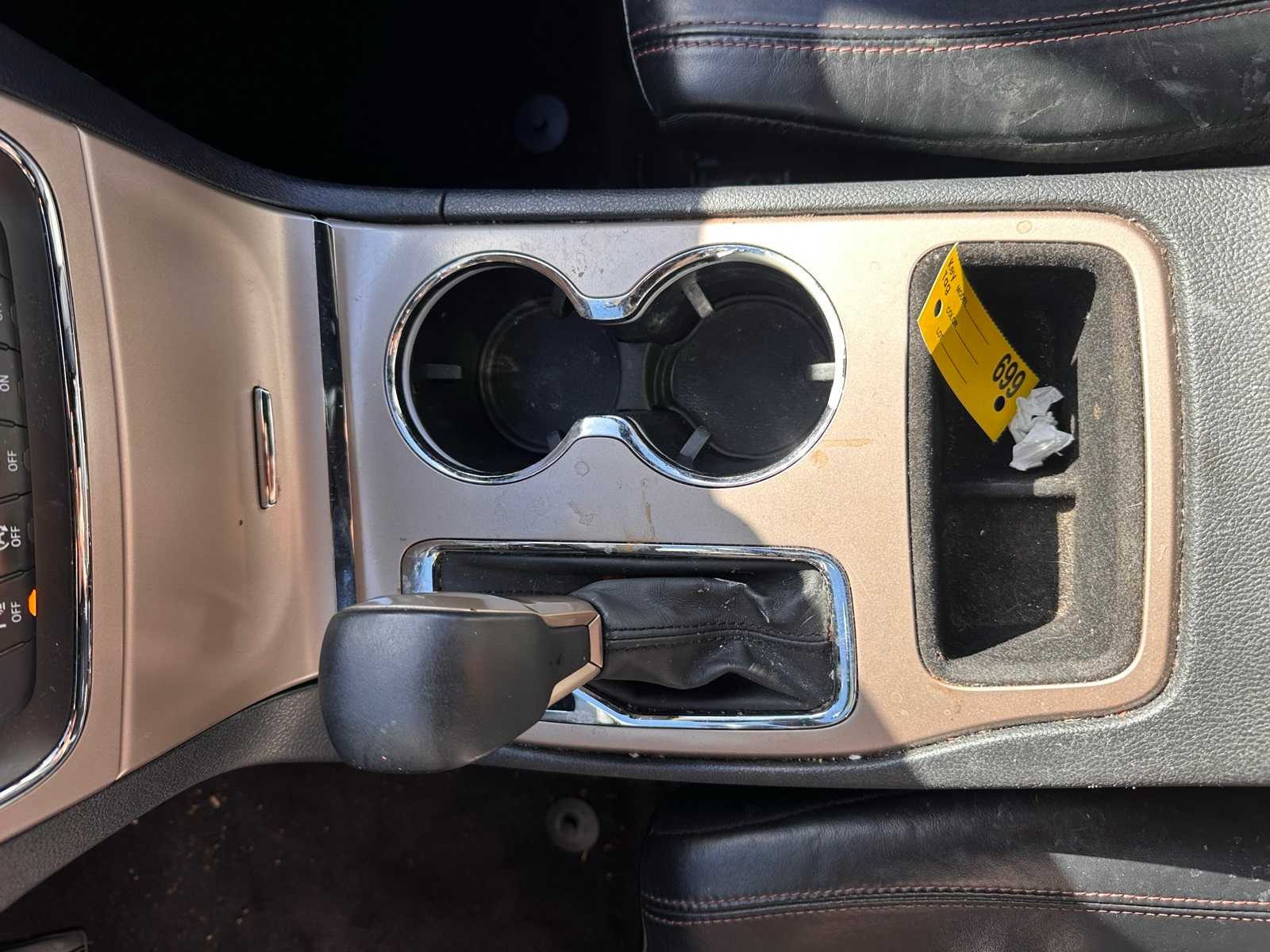 Thumbnail: 2016 Jeep Grand Cherokee - 17