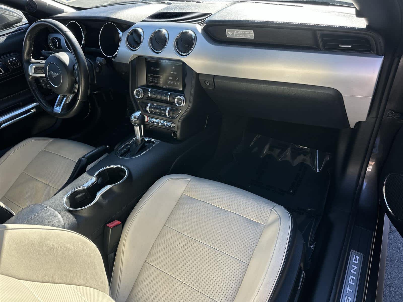 Thumbnail: 2015 Ford Mustang - 12