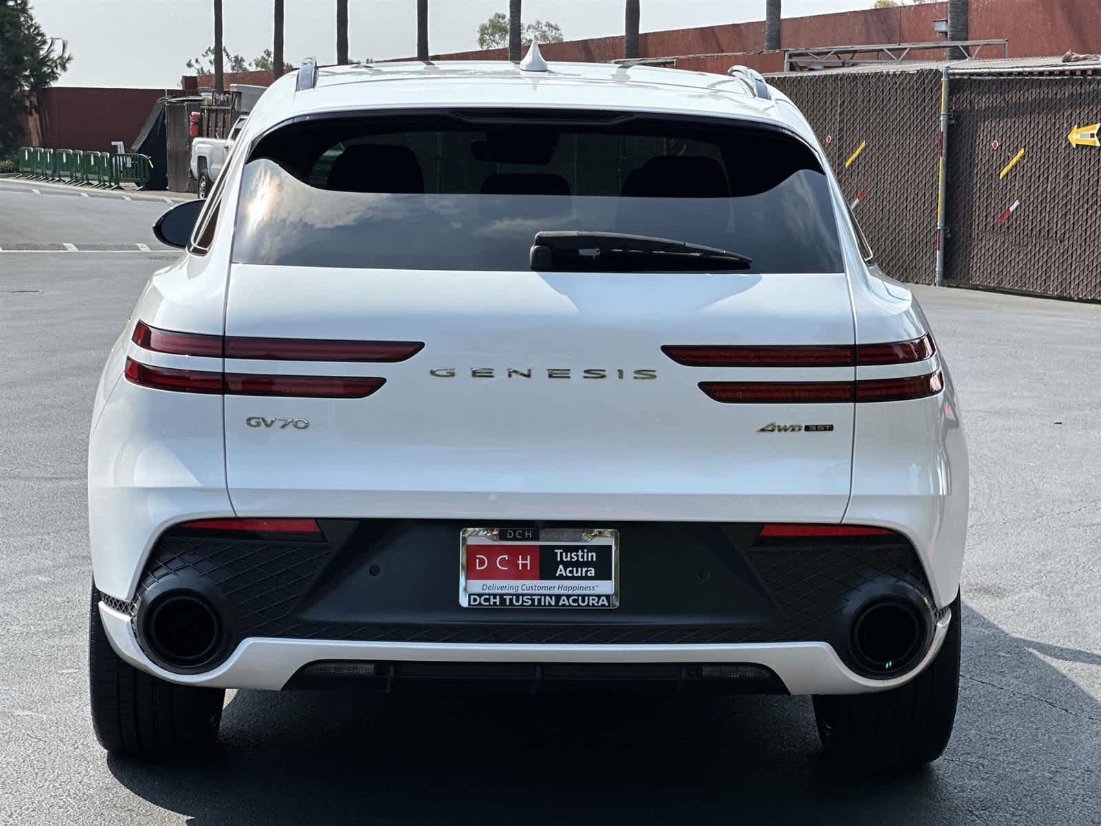 Thumbnail: 2022 Genesis GV70 - 5