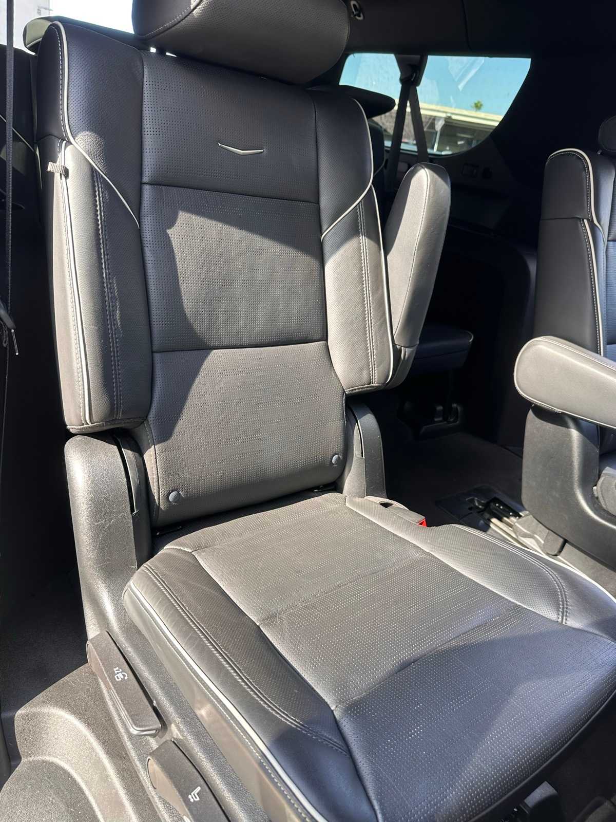 Thumbnail: 2023 Cadillac Escalade - 13