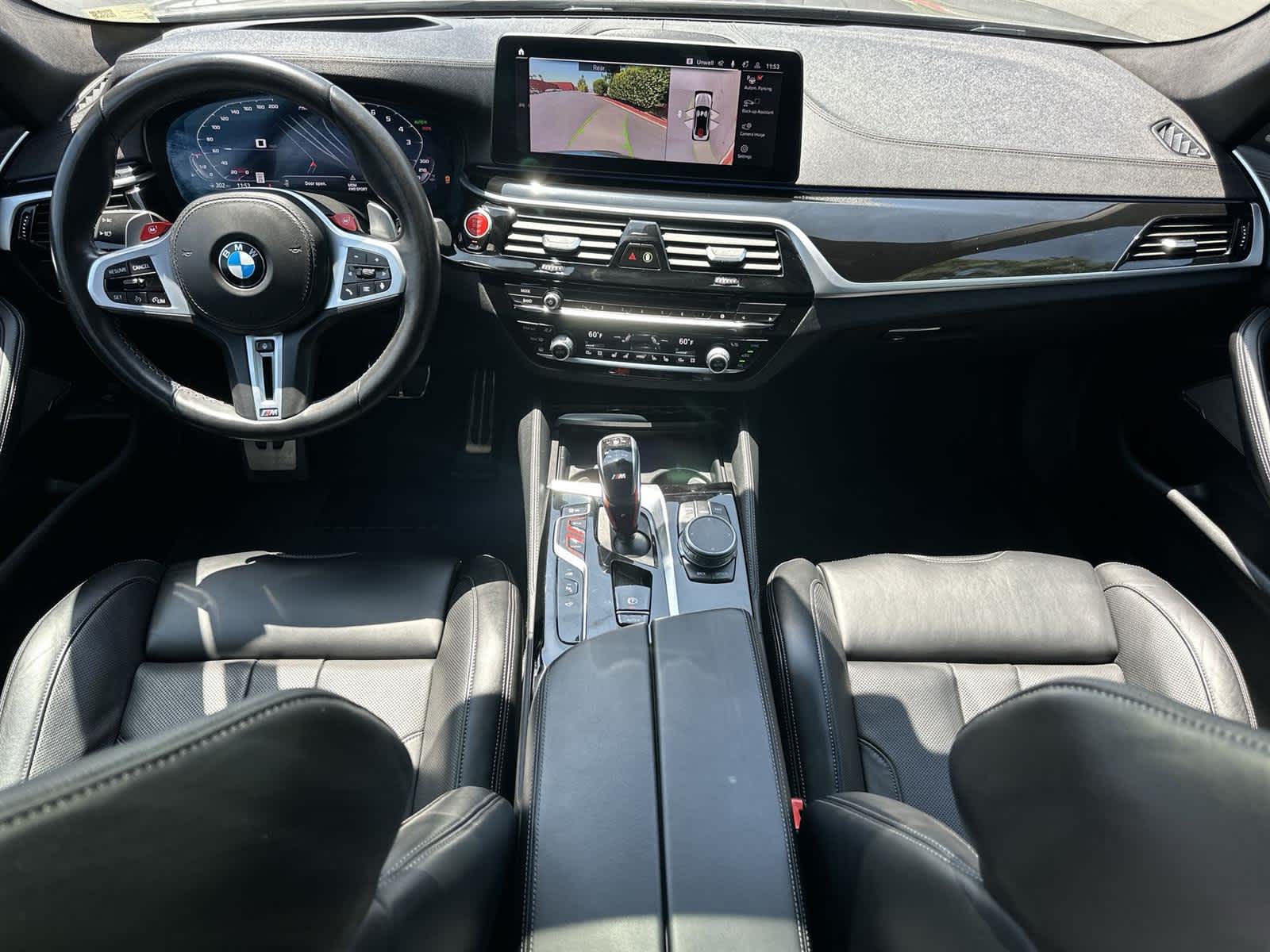 Thumbnail: 2022 BMW M5 - 10