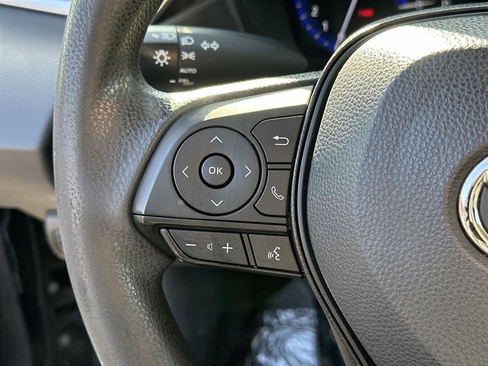 Thumbnail: 2022 Toyota Corolla - 23