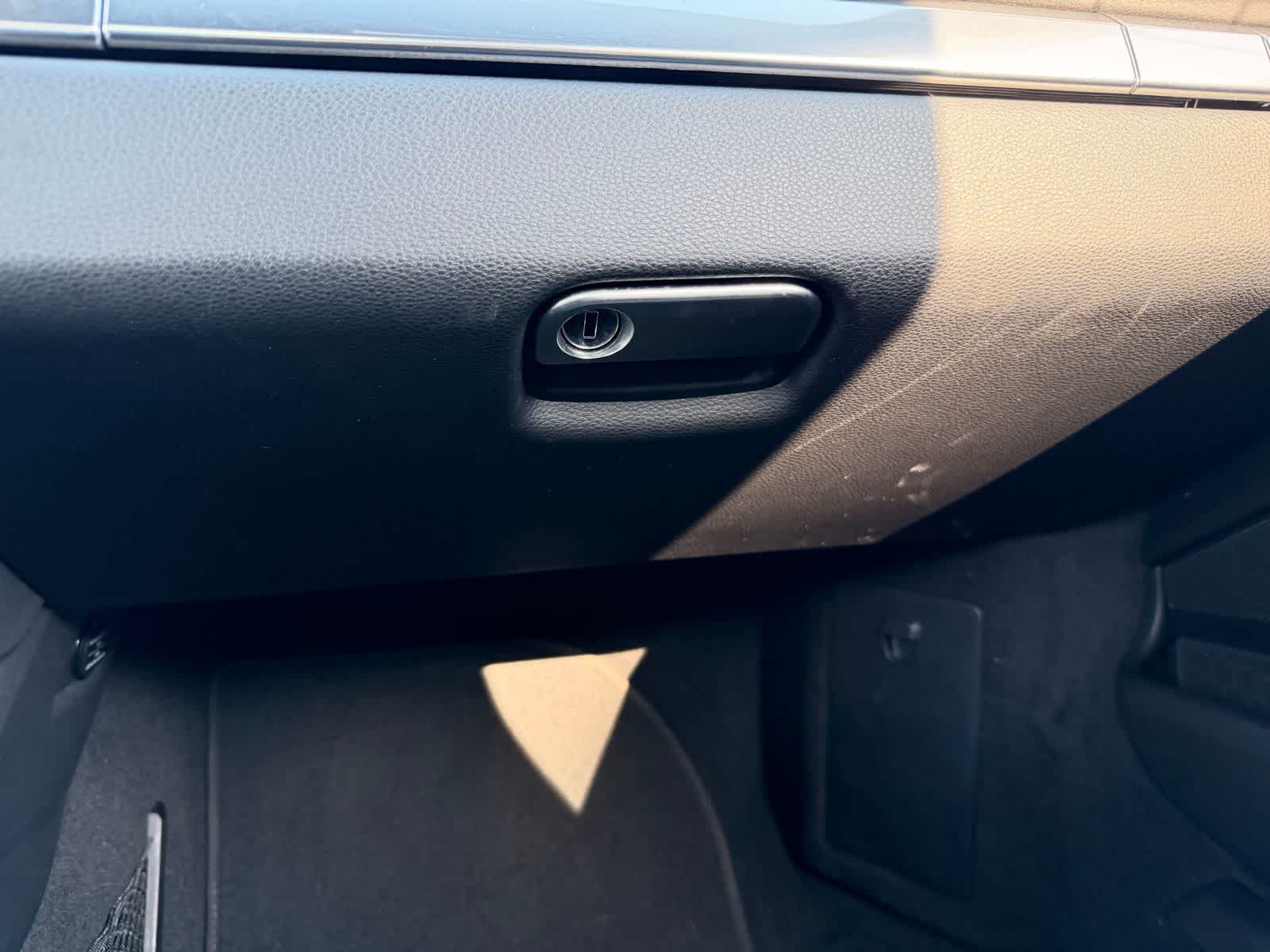 Thumbnail: 2015 Porsche Boxster - 17