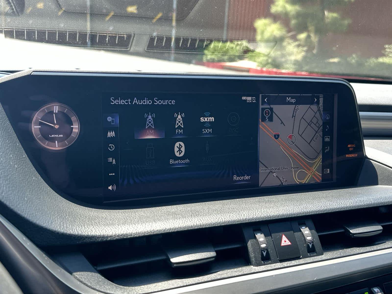 Thumbnail: 2020 Lexus ES - 16