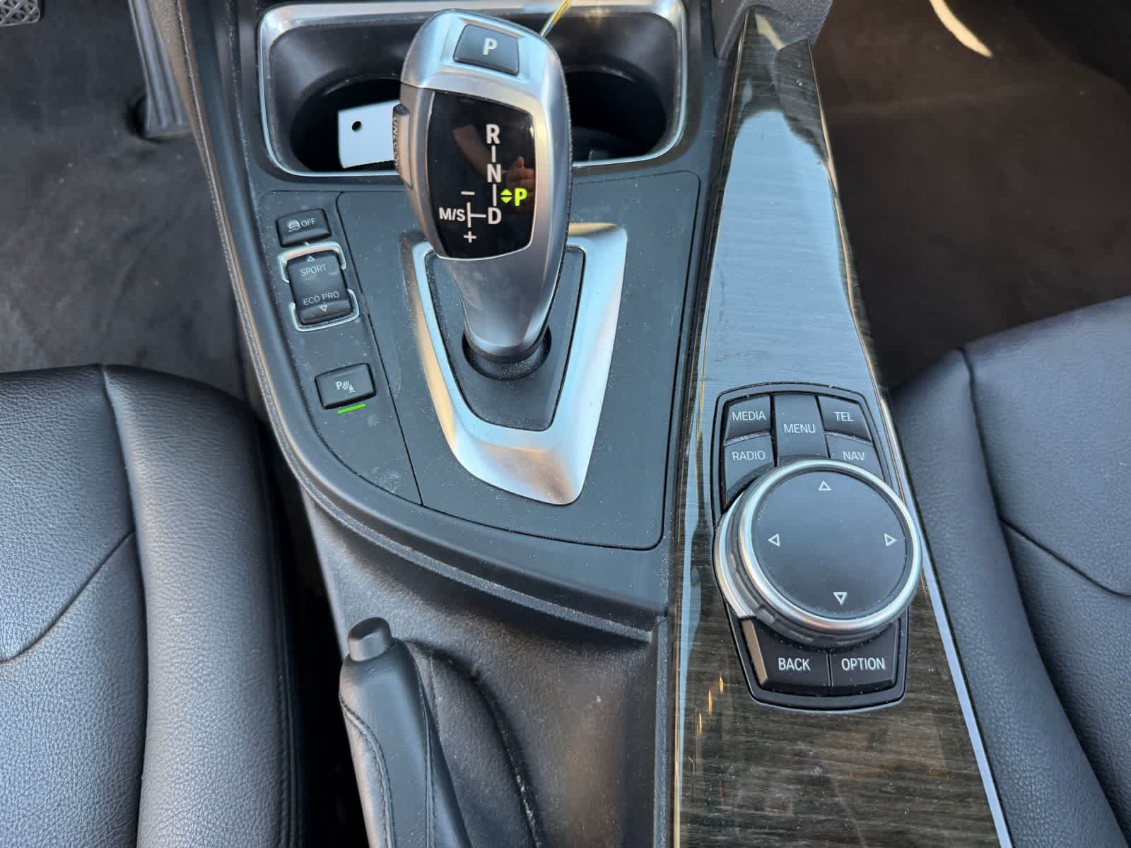 Thumbnail: 2015 BMW 3 Series - 15