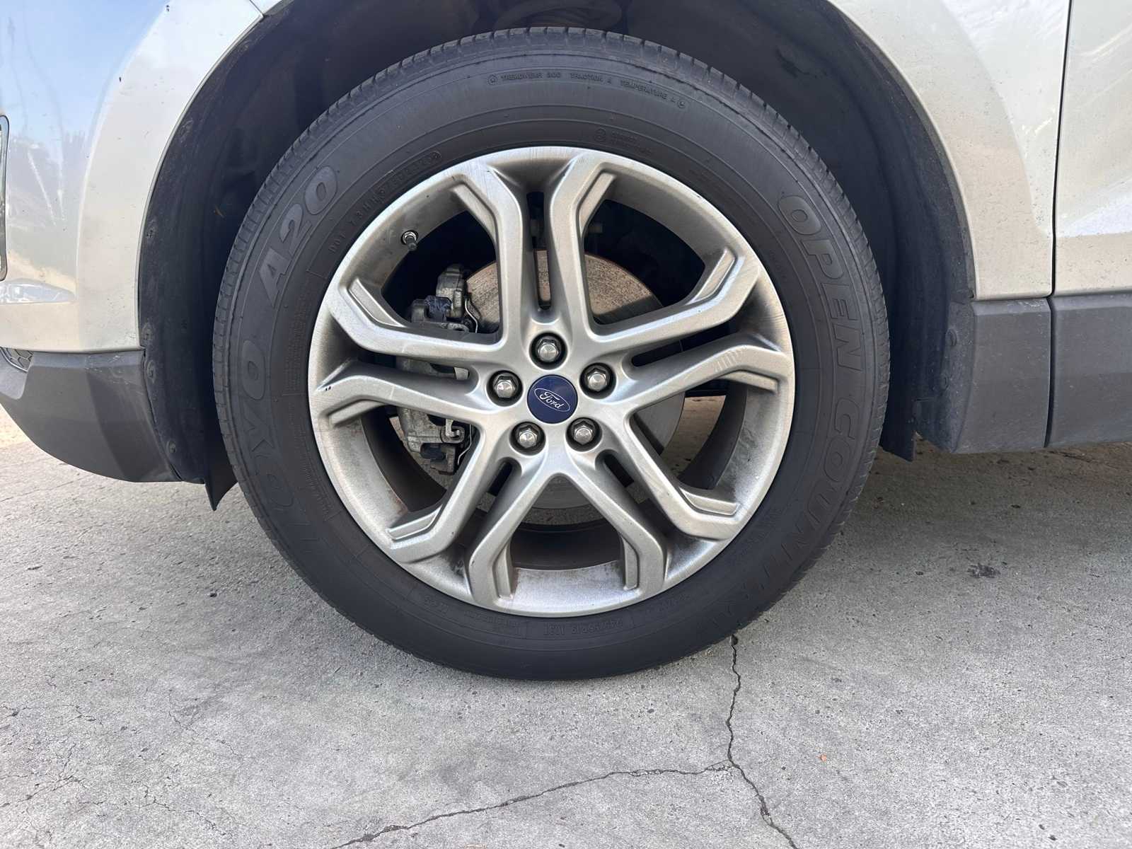 Thumbnail: 2016 Ford Edge - 9