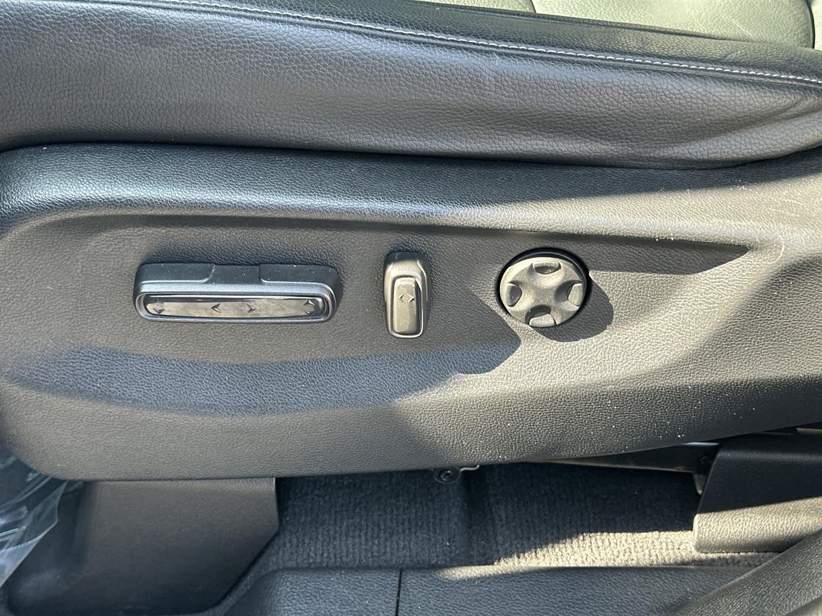 Thumbnail: 2023 Honda Odyssey - 23