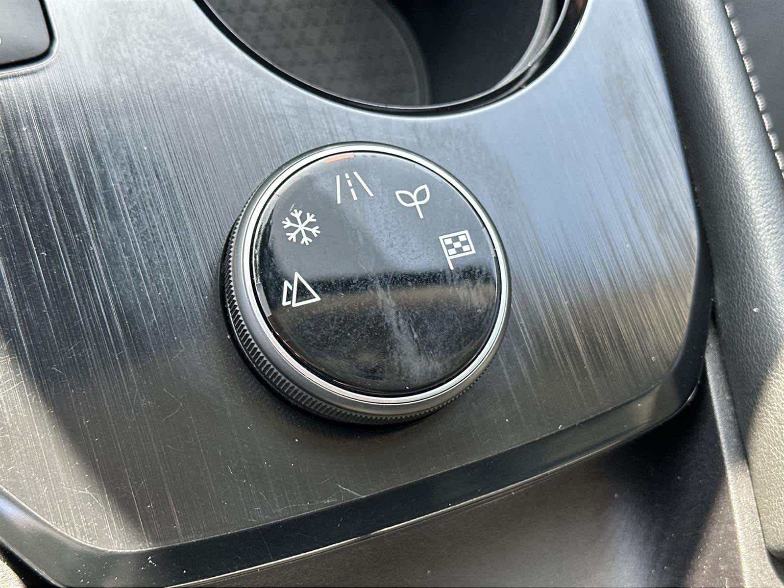 Thumbnail: 2022 Nissan Rogue - 26