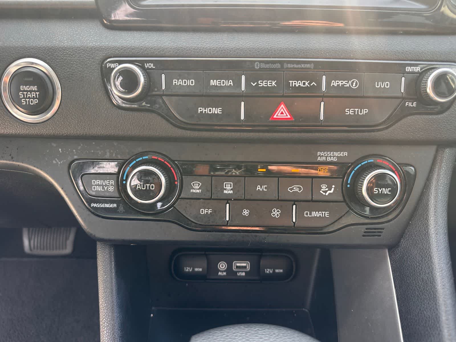 Thumbnail: 2019 Kia Niro - 16