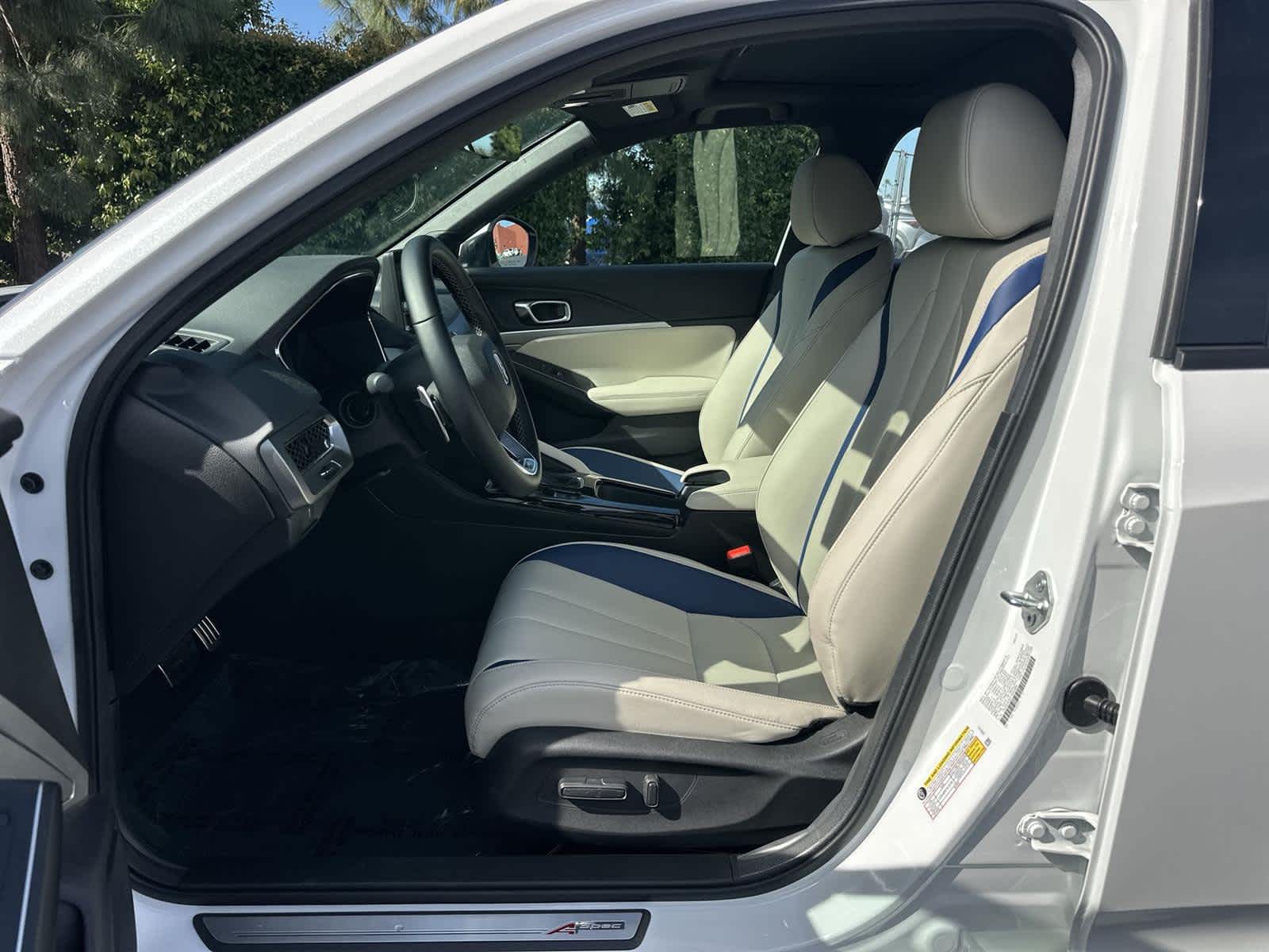 Thumbnail: 2026 Acura Integra - 11