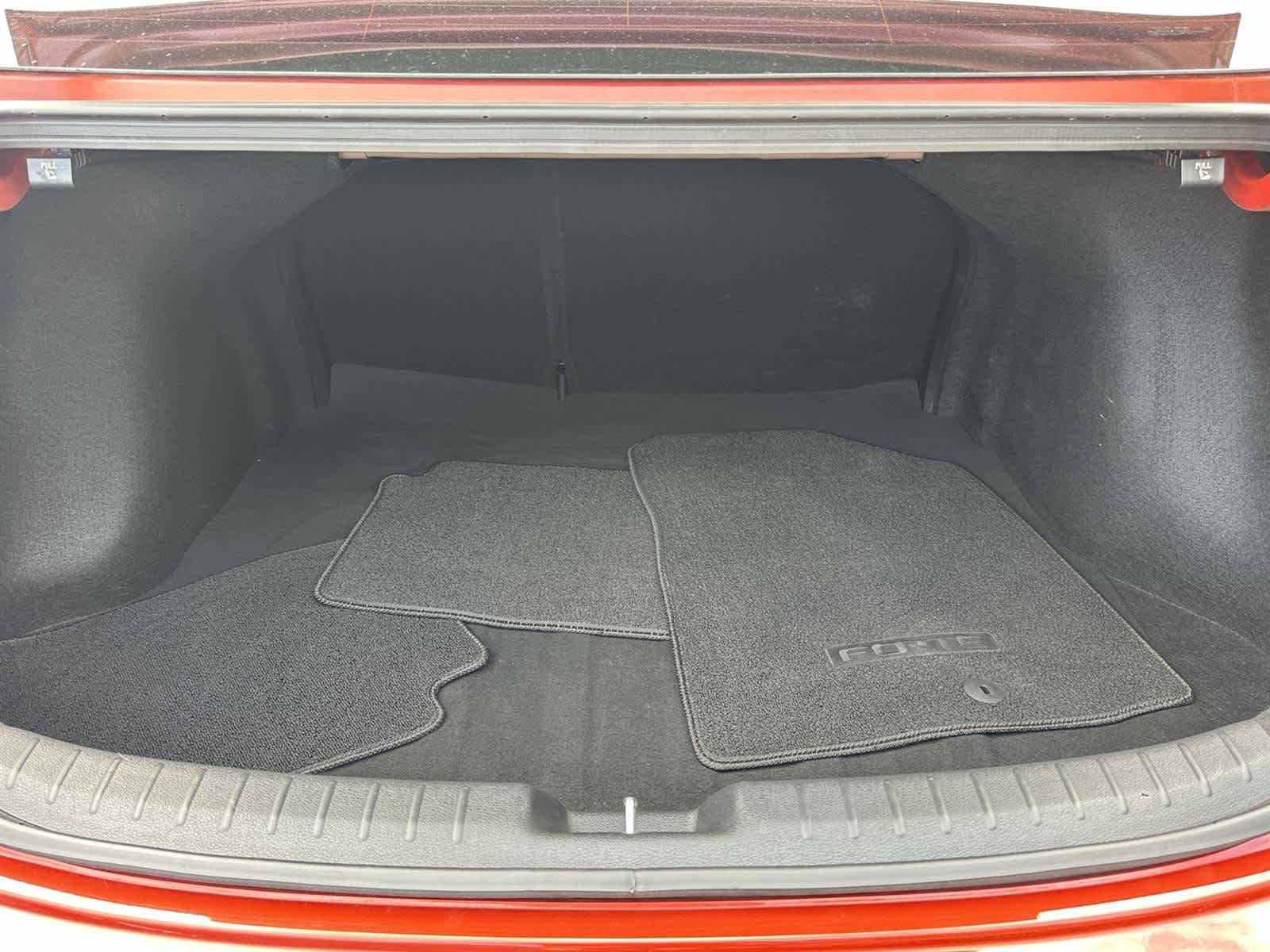 Thumbnail: 2023 Kia Forte - 20