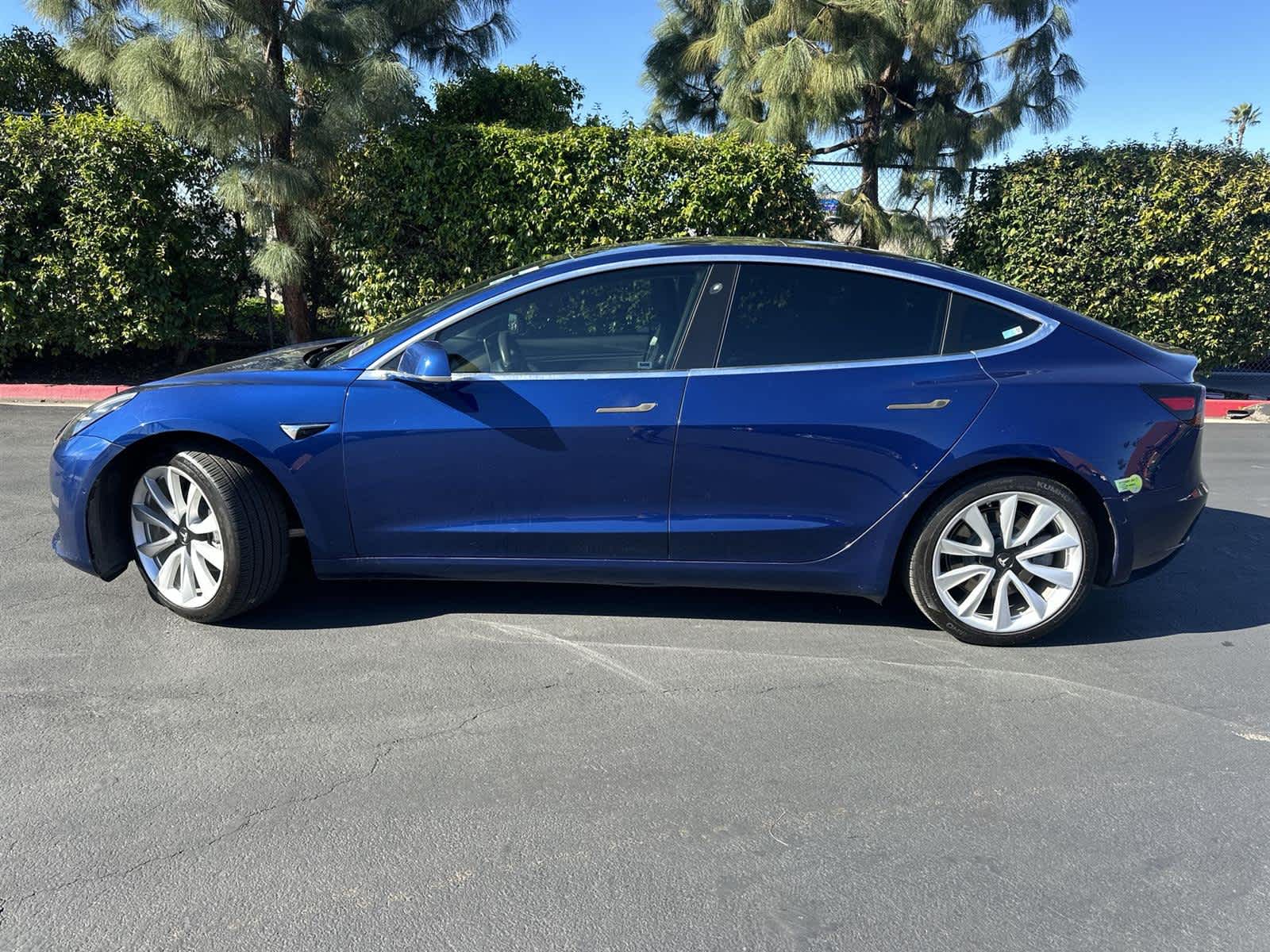 Thumbnail: 2019 Tesla Model 3 - 3