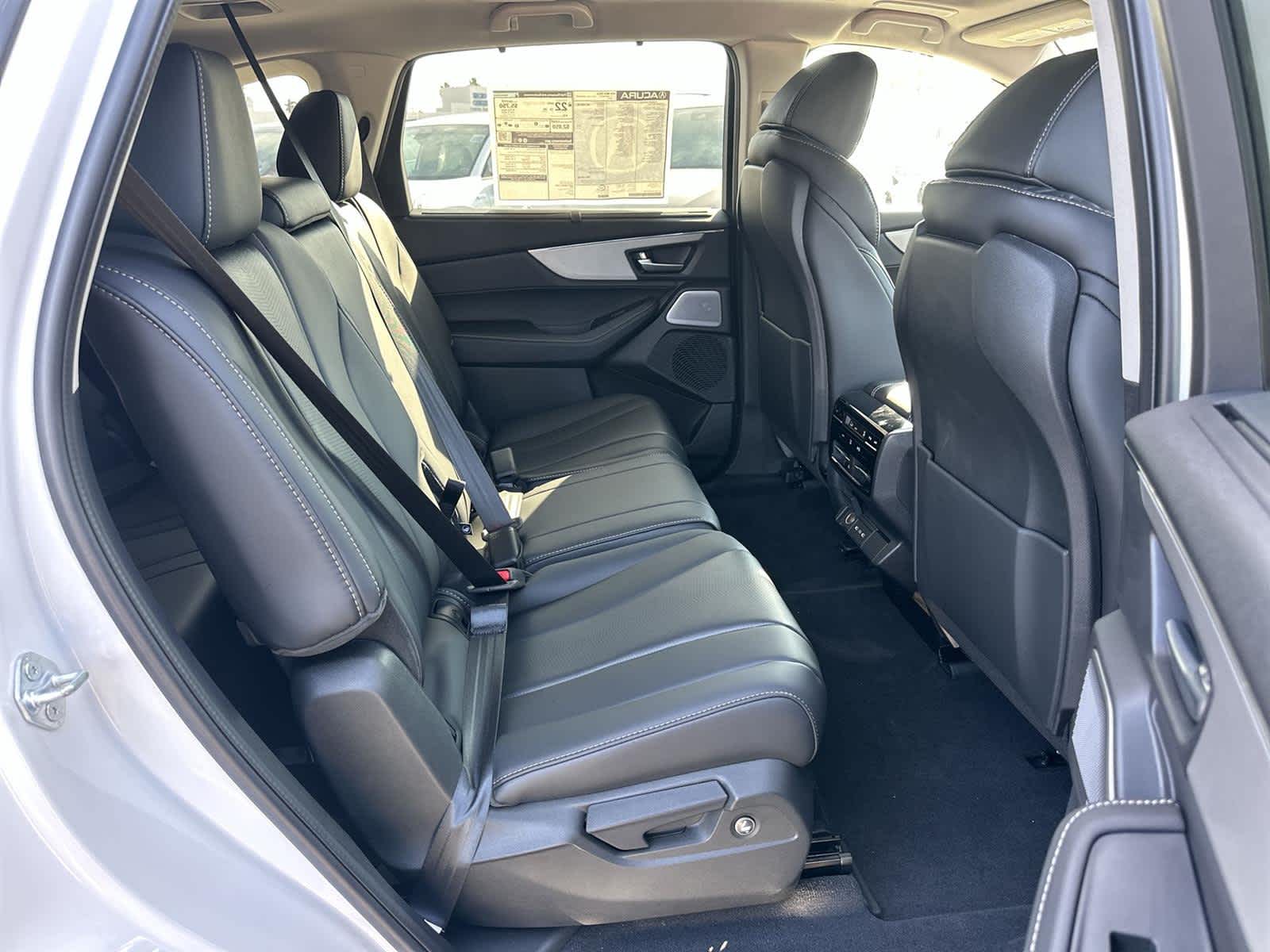 Thumbnail: 2026 Acura MDX - 13