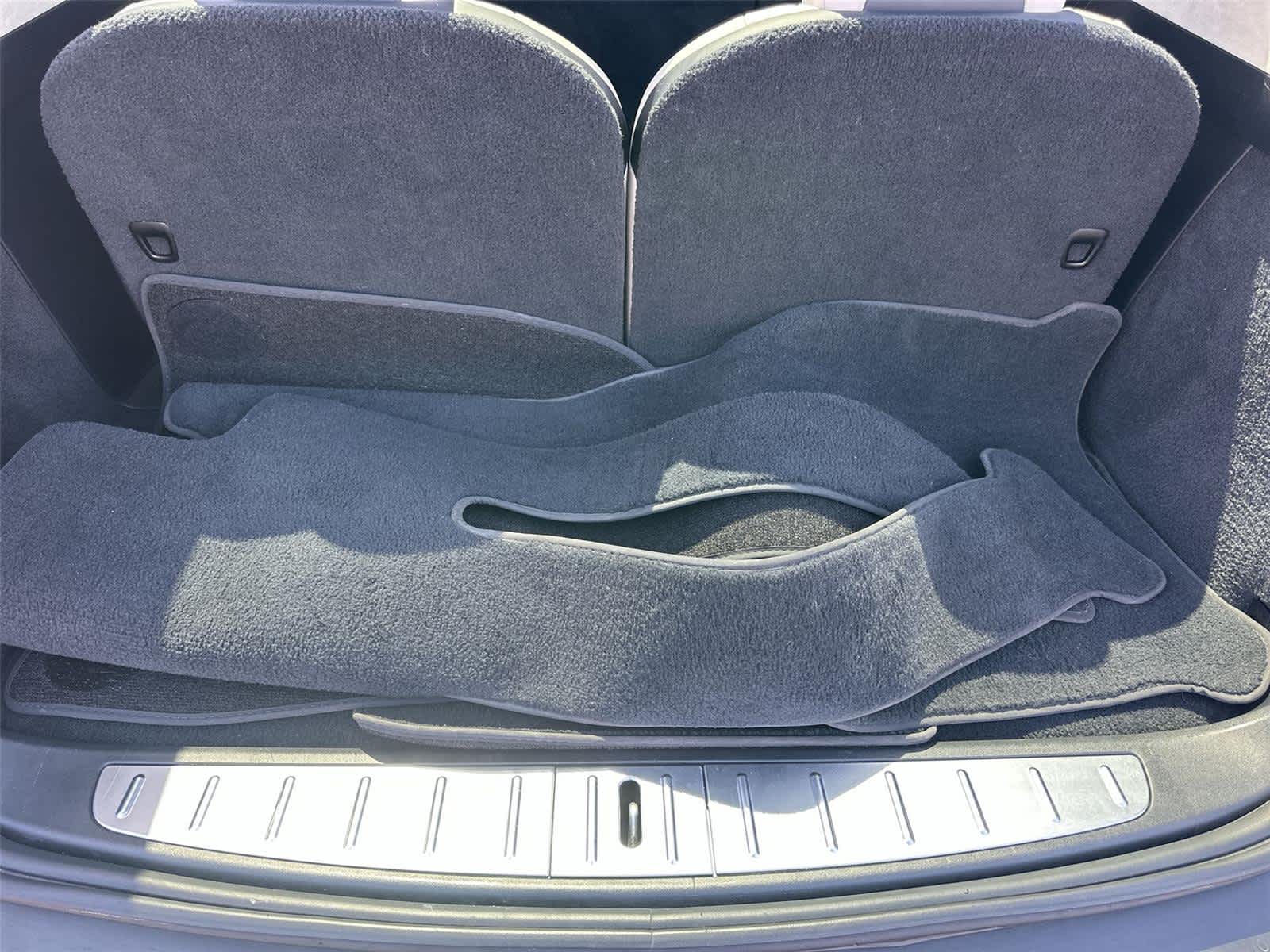 Thumbnail: 2018 Tesla Model X - 20